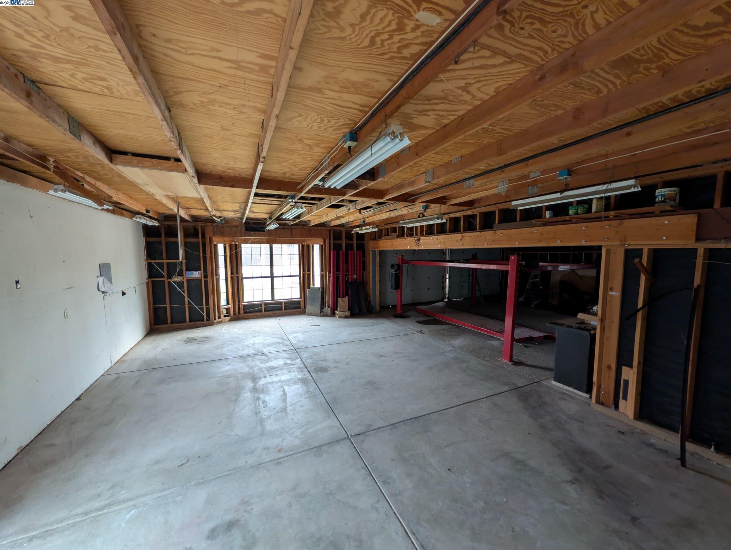 Detail Gallery Image 28 of 36 For 5653 Drakes Drive, Discovery Bay,  CA 94505 - 3 Beds | 2/1 Baths