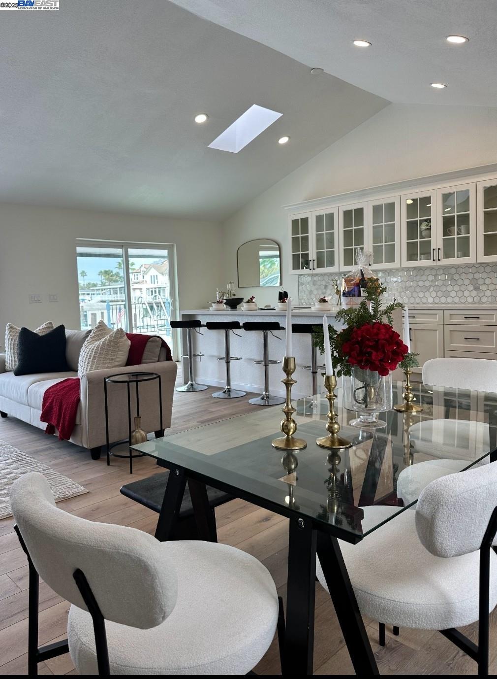 Detail Gallery Image 9 of 36 For 5653 Drakes Drive, Discovery Bay,  CA 94505 - 3 Beds | 2/1 Baths