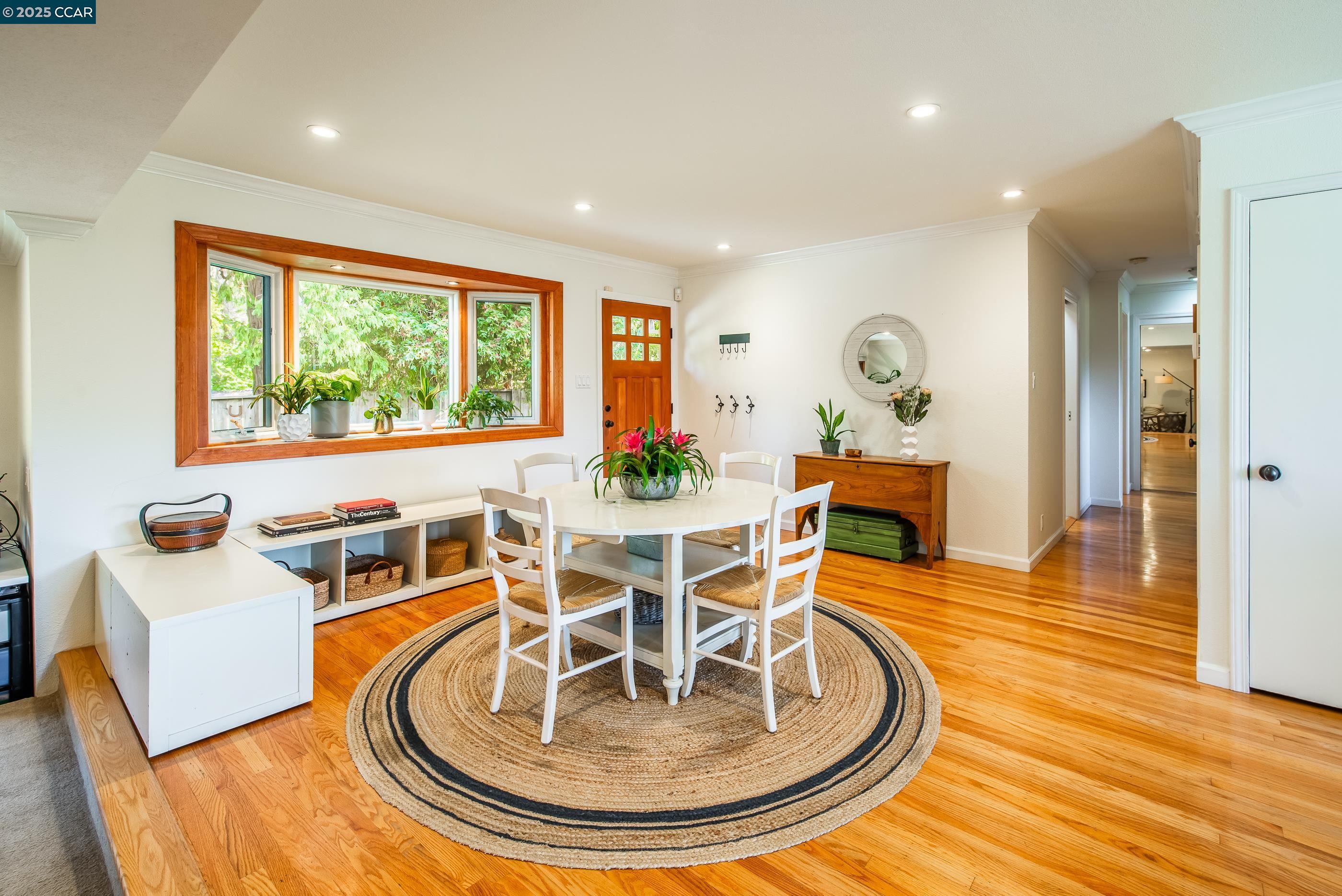 Detail Gallery Image 19 of 39 For 1085 Oak Hill Road D, Lafayette,  CA 94549 - 3 Beds | 2 Baths