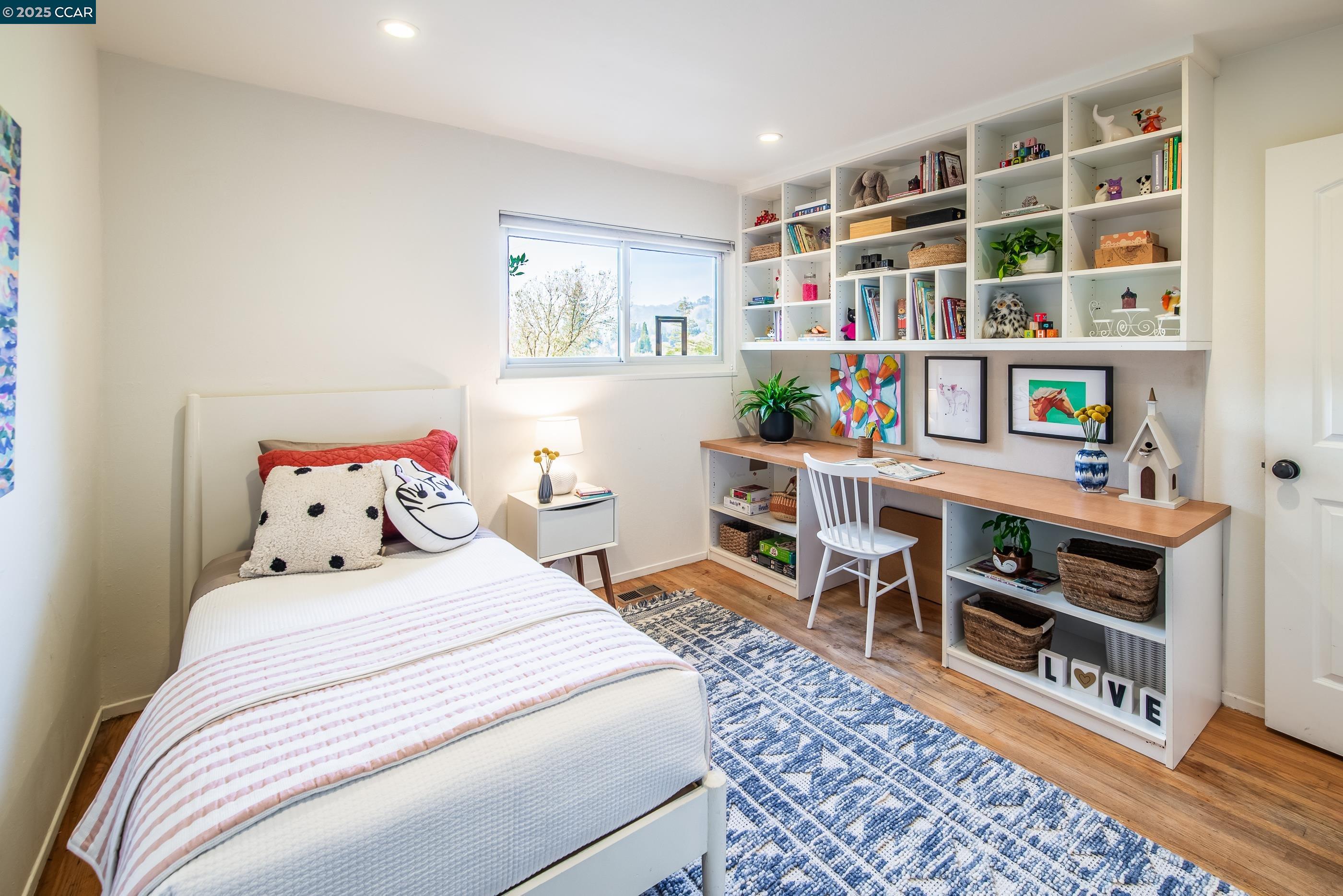 Detail Gallery Image 24 of 35 For 1085 Oak Hill Road #D, Lafayette,  CA 94549 - 3 Beds | 2 Baths