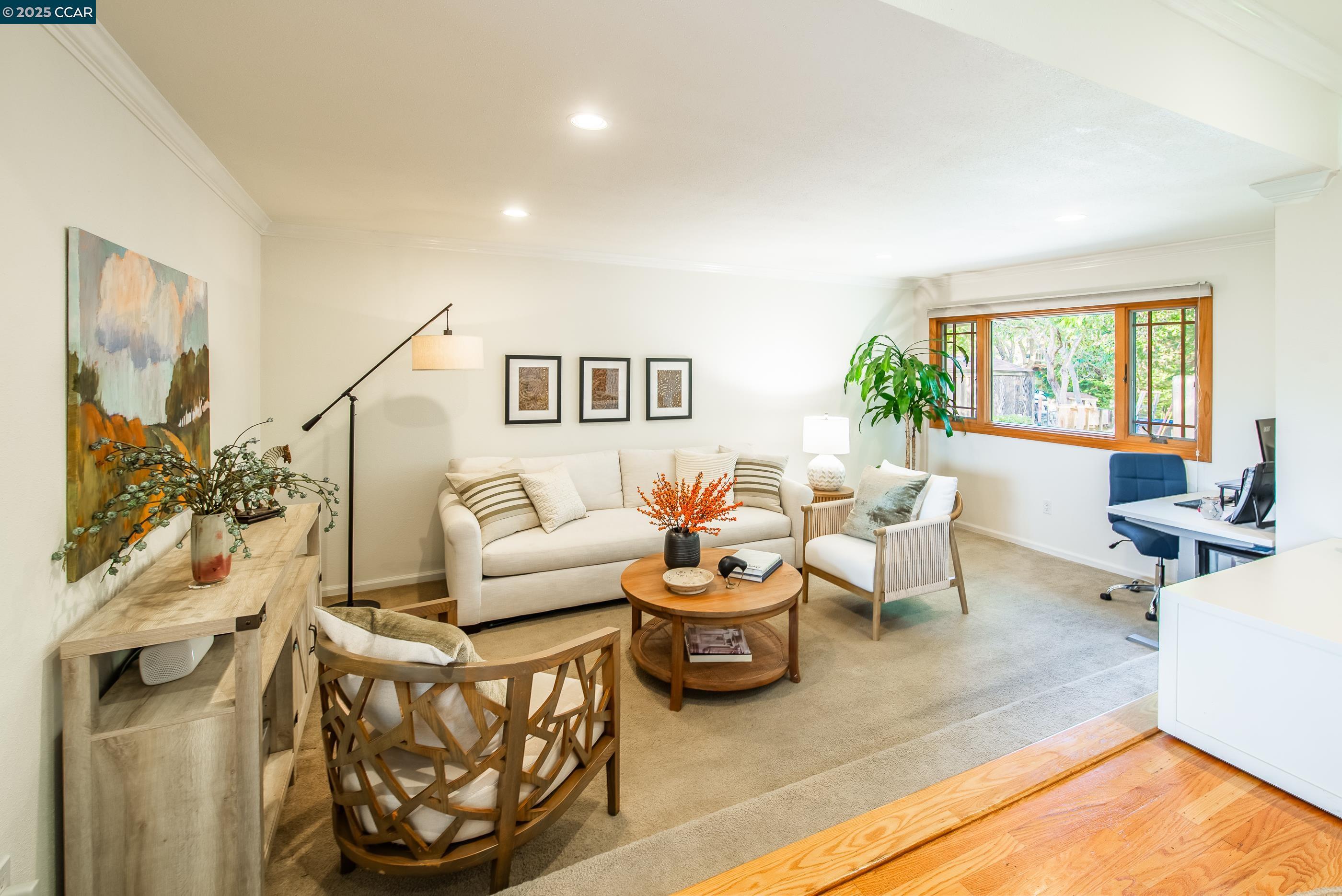 Detail Gallery Image 8 of 39 For 1085 Oak Hill Road D, Lafayette,  CA 94549 - 3 Beds | 2 Baths