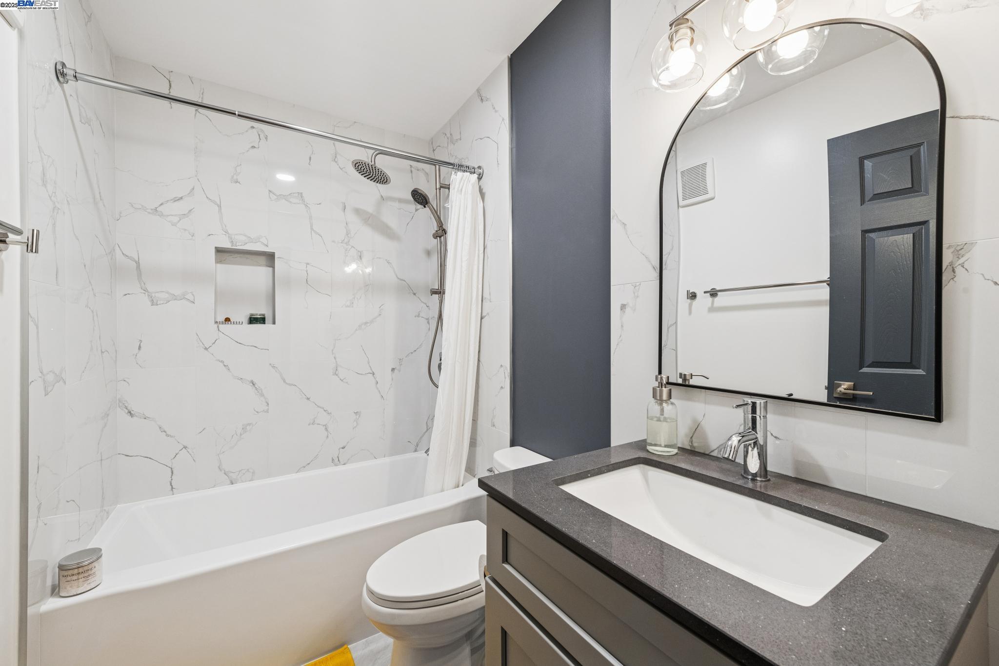 Photo #11: 41118458 Listing: Photo #11