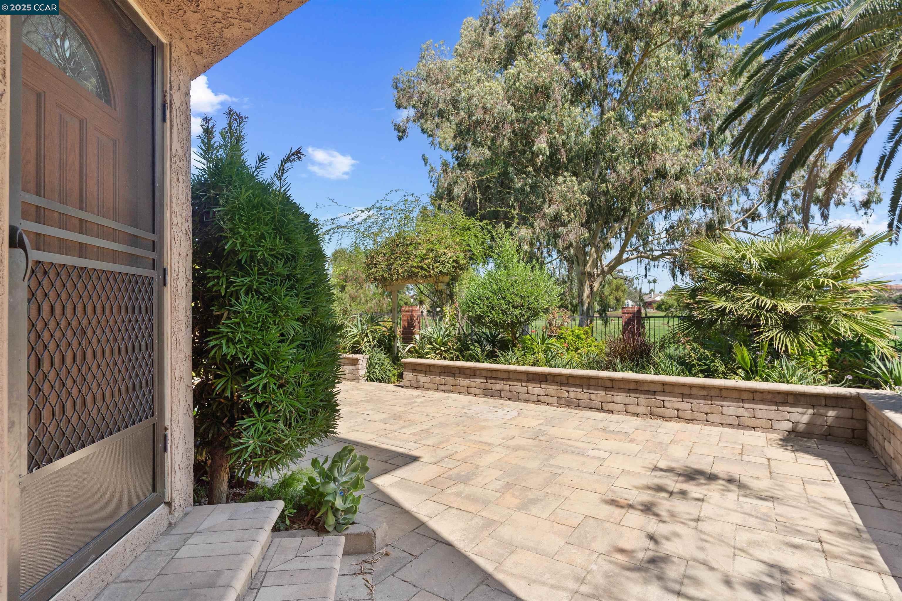 Detail Gallery Image 2 of 50 For 5541 Lanai Court, Discovery Bay,  CA 94505 - 4 Beds | 3 Baths