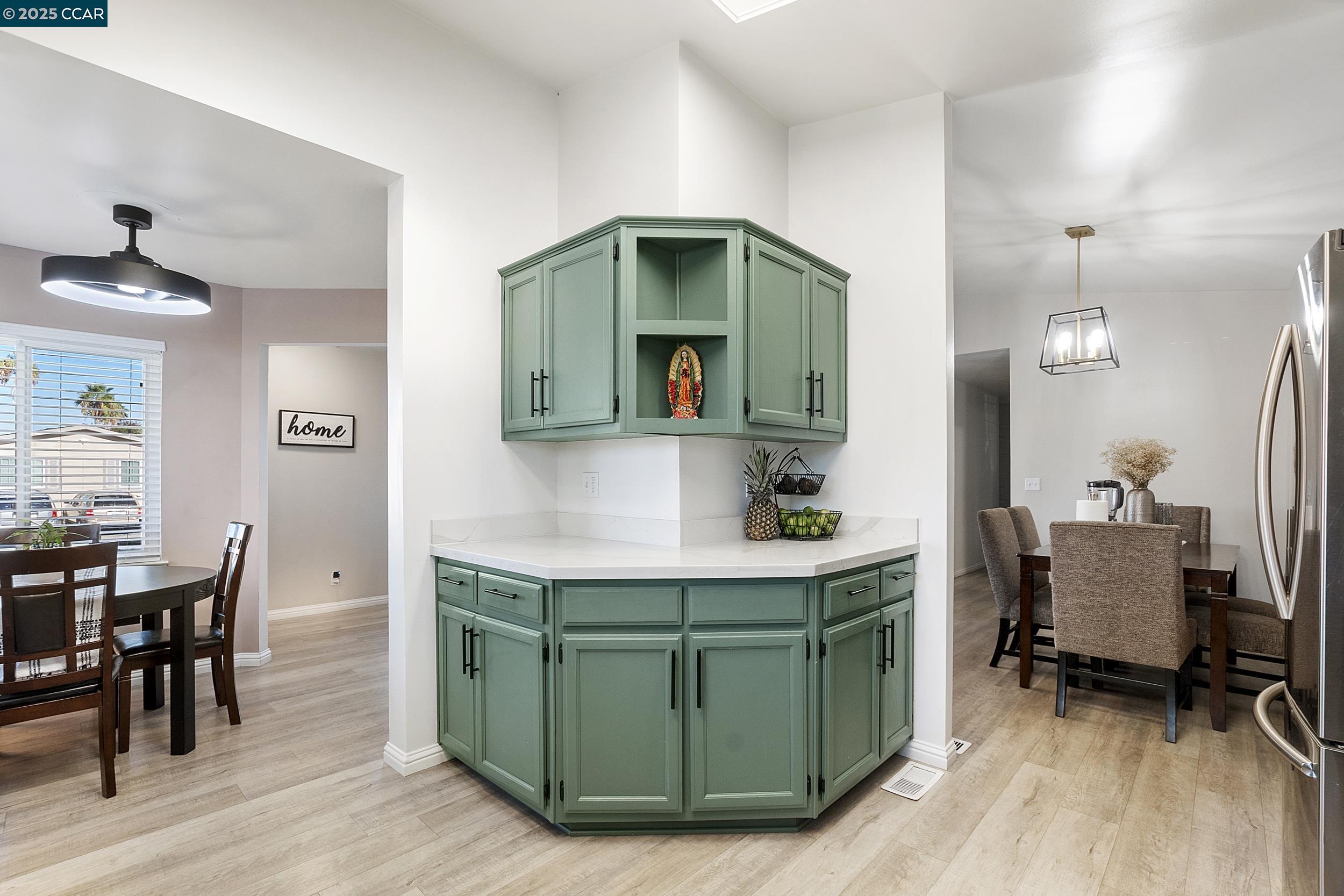 Detail Gallery Image 11 of 41 For 235 Hieber Dr #265,  Pacheco,  CA 94553 - 3 Beds | 2 Baths