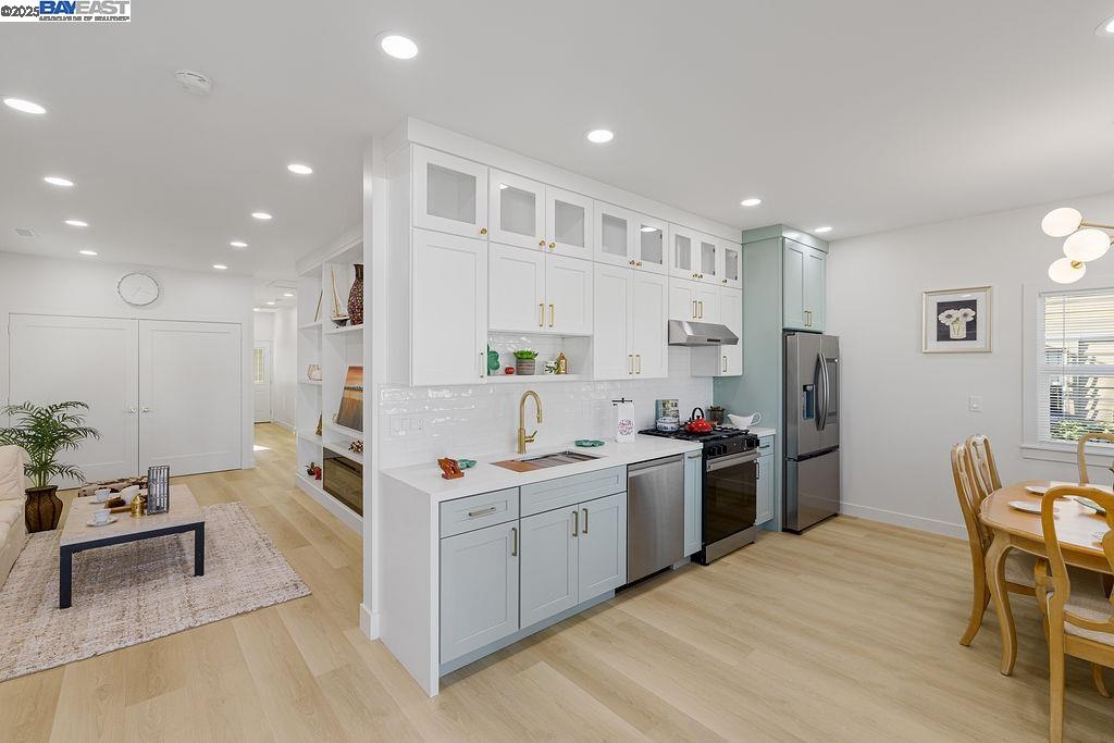 Detail Gallery Image 14 of 37 For 5605 E 16th St, Oakland,  CA 94621 - 2 Beds | 1 Baths