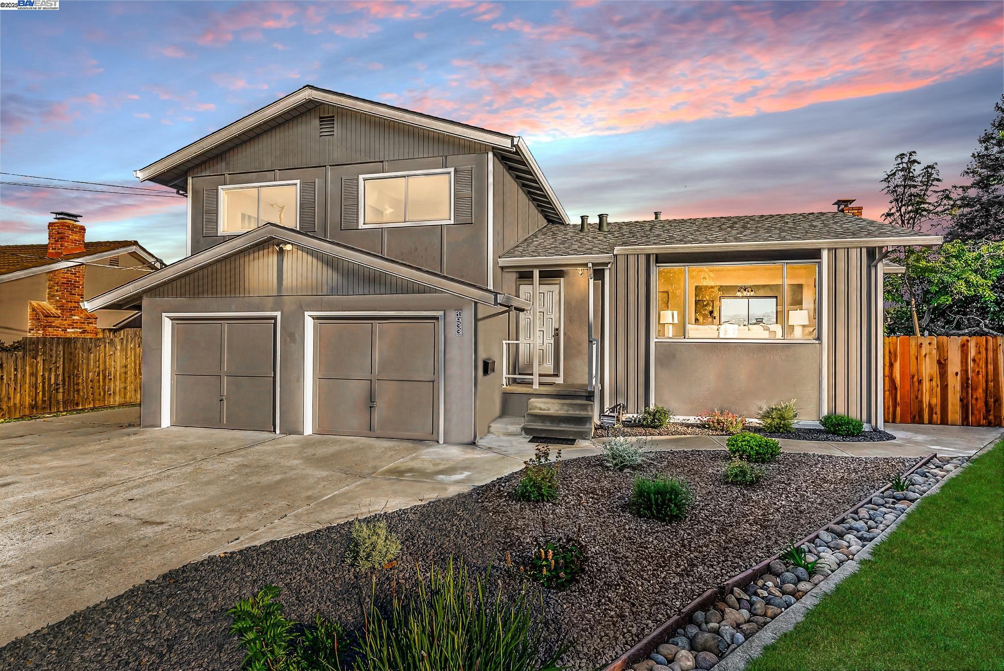 Detail Gallery Image 26 of 26 For 1933 Riverbank, Castro Valley,  CA 94546 - 3 Beds | 2/1 Baths