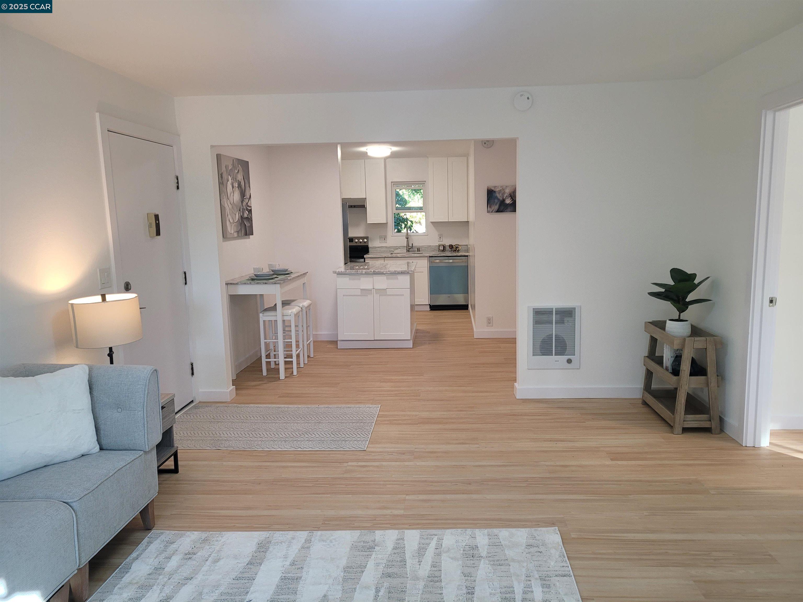 Photo #30: 41118467 Listing: Photo #30