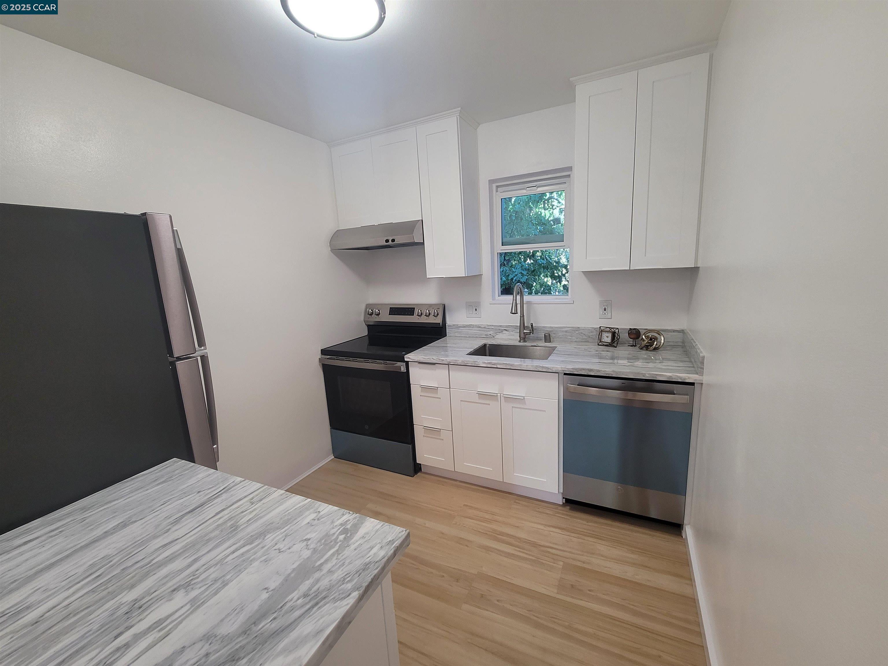 Photo #32: 41118467 Listing: Photo #32