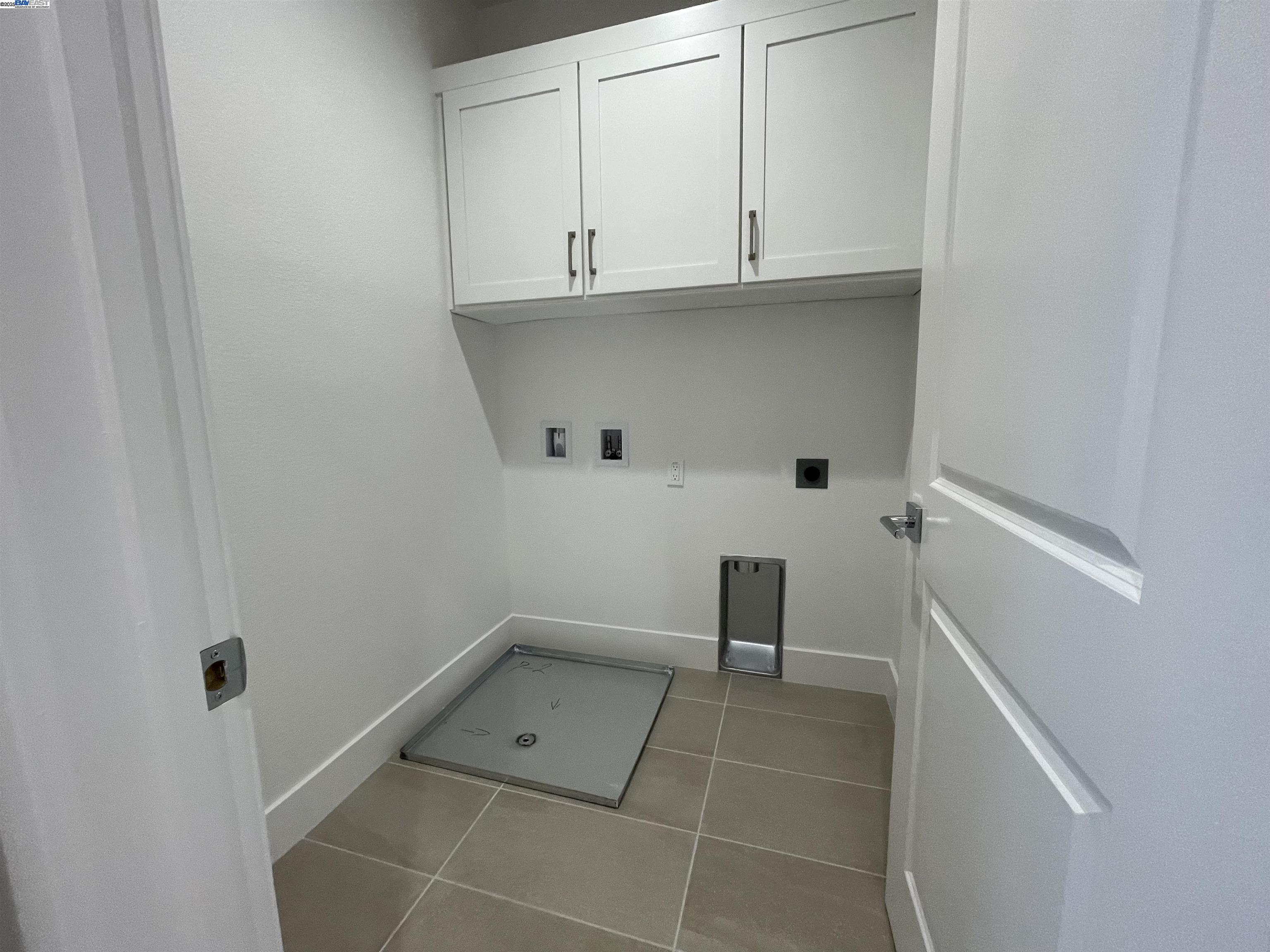 Detail Gallery Image 18 of 31 For 5708 Melon Court, San Ramon,  CA 94583 - 3 Beds | 3/1 Baths