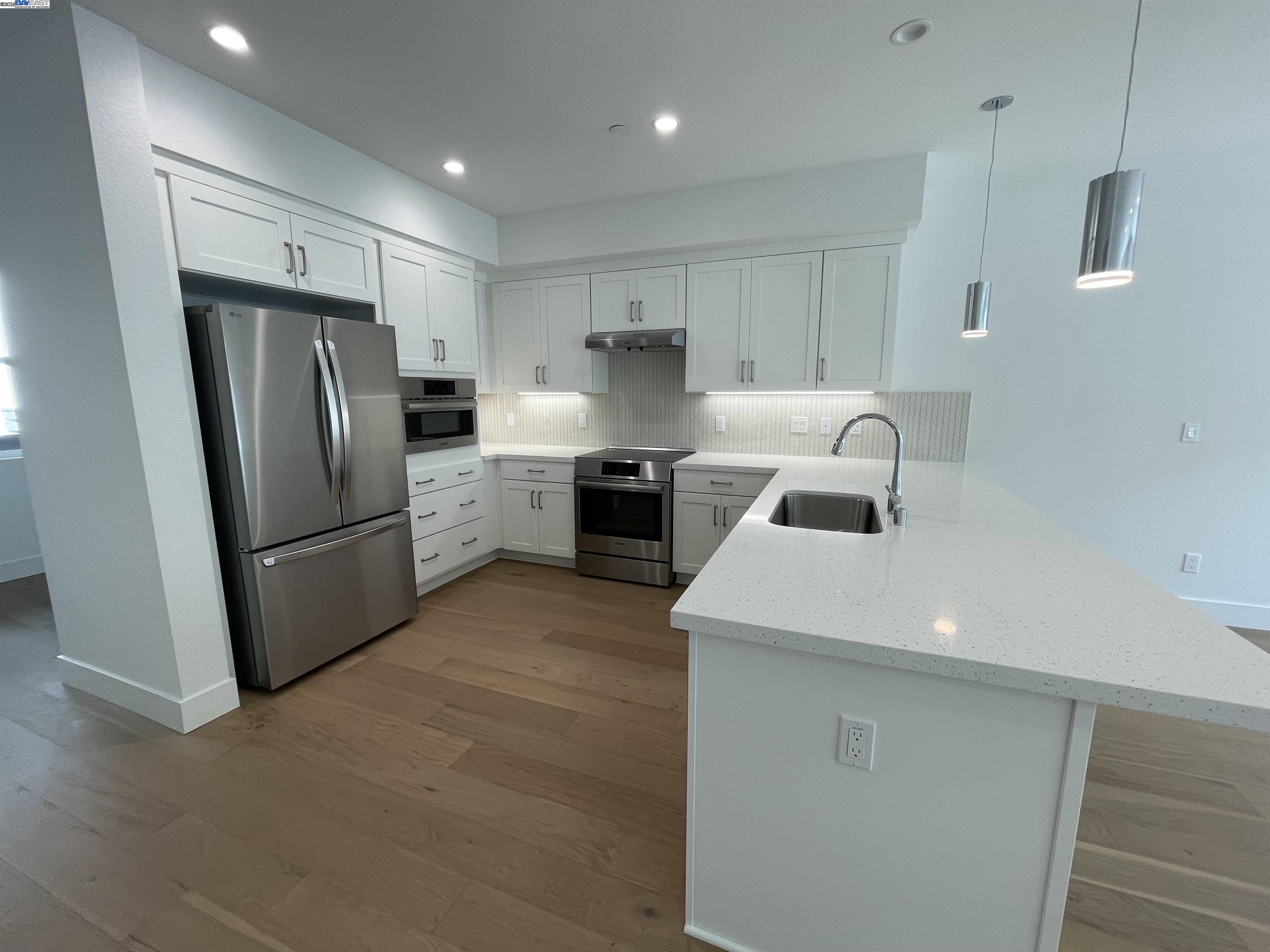 Detail Gallery Image 24 of 31 For 5708 Melon Court, San Ramon,  CA 94583 - 3 Beds | 3/1 Baths