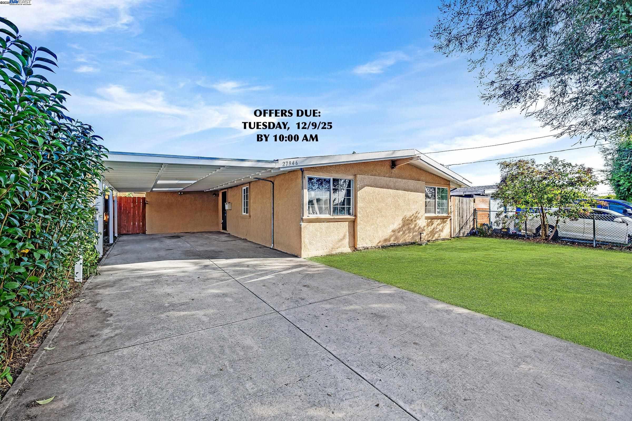 Detail Gallery Image 2 of 37 For 27946 Pompano Ave, Hayward,  CA 94544 - 4 Beds | 3 Baths