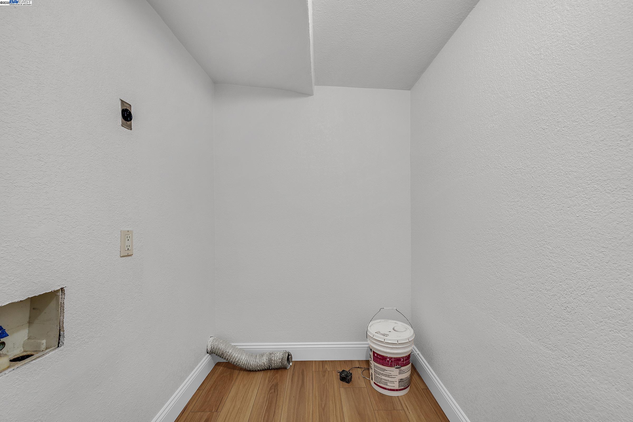 Detail Gallery Image 31 of 37 For 27946 Pompano Ave, Hayward,  CA 94544 - 4 Beds | 3 Baths