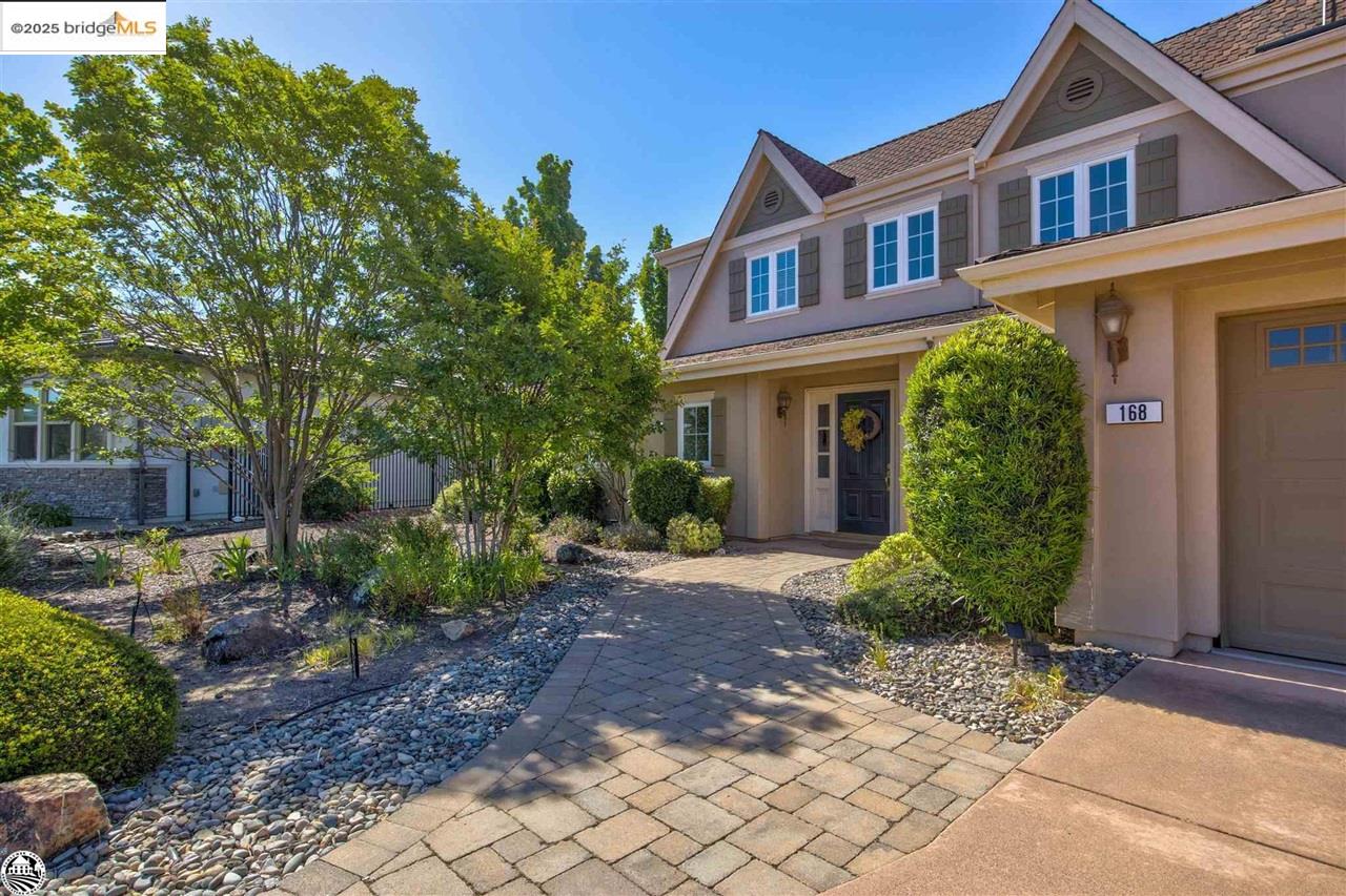 Detail Gallery Image 3 of 60 For 168 Blue Oak, Copperopolis,  CA 95228-9454 - 4 Beds | 4 Baths