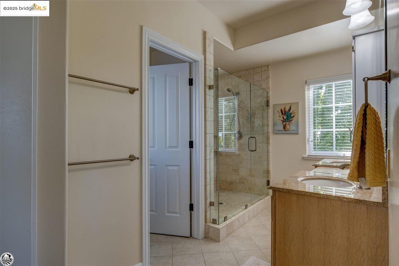 Detail Gallery Image 40 of 60 For 168 Blue Oak, Copperopolis,  CA 95228-9454 - 4 Beds | 4 Baths