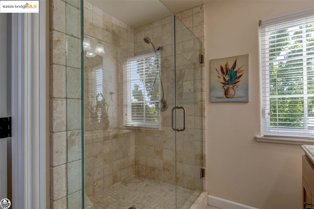 Detail Gallery Image 42 of 60 For 168 Blue Oak, Copperopolis,  CA 95228-9454 - 4 Beds | 4 Baths