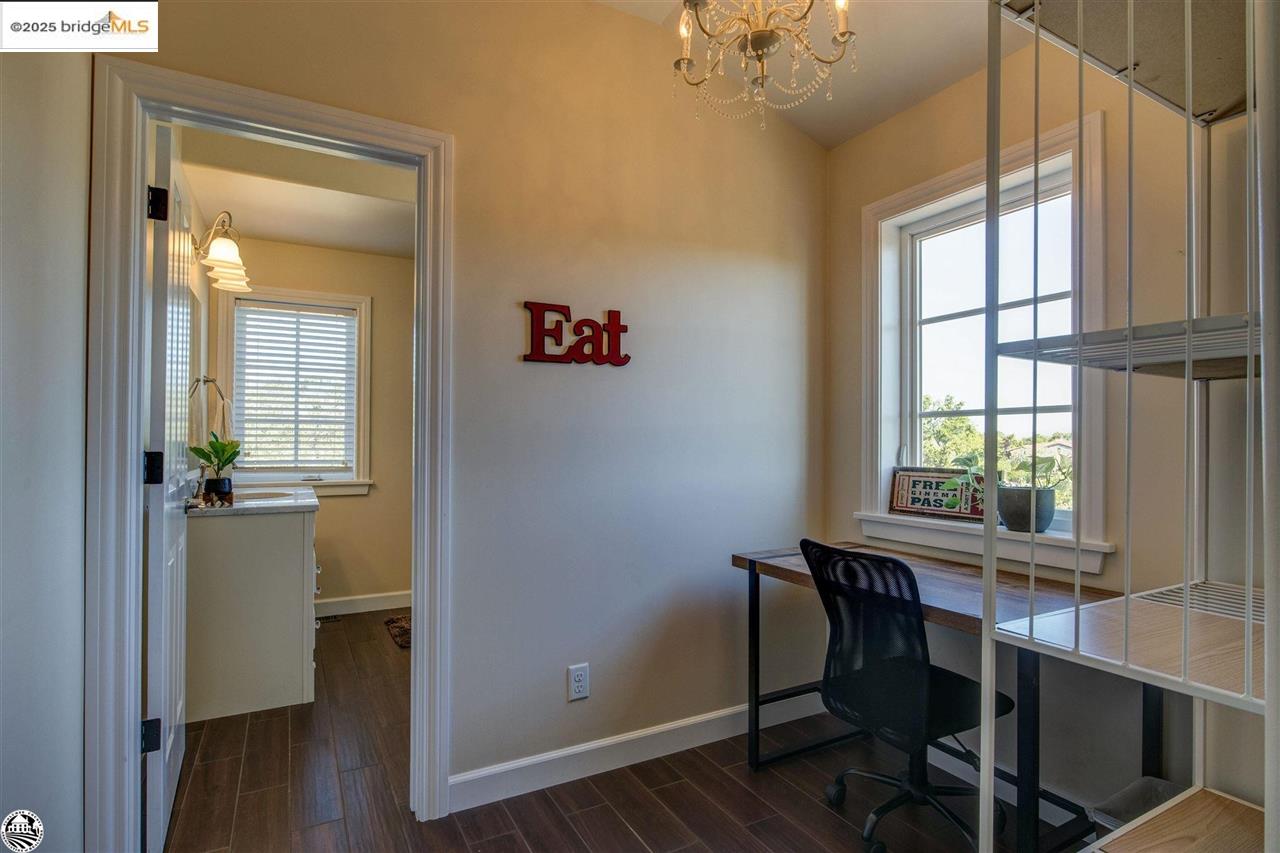 Detail Gallery Image 47 of 60 For 168 Blue Oak, Copperopolis,  CA 95228-9454 - 4 Beds | 4 Baths