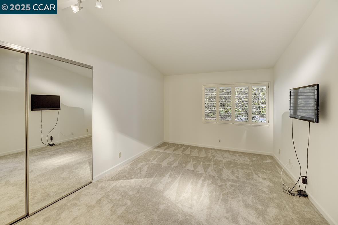 Photo #18: 41118481 Listing: Photo #18