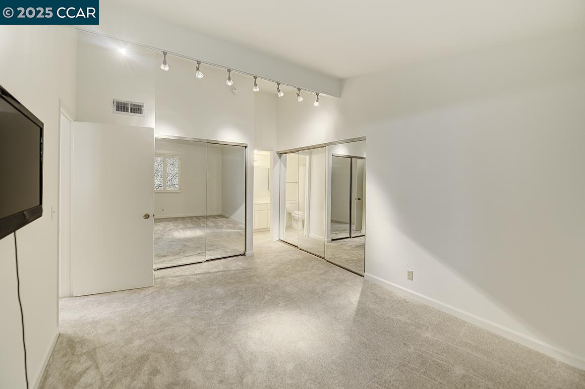 Photo #20: 41118481 Listing: Photo #20