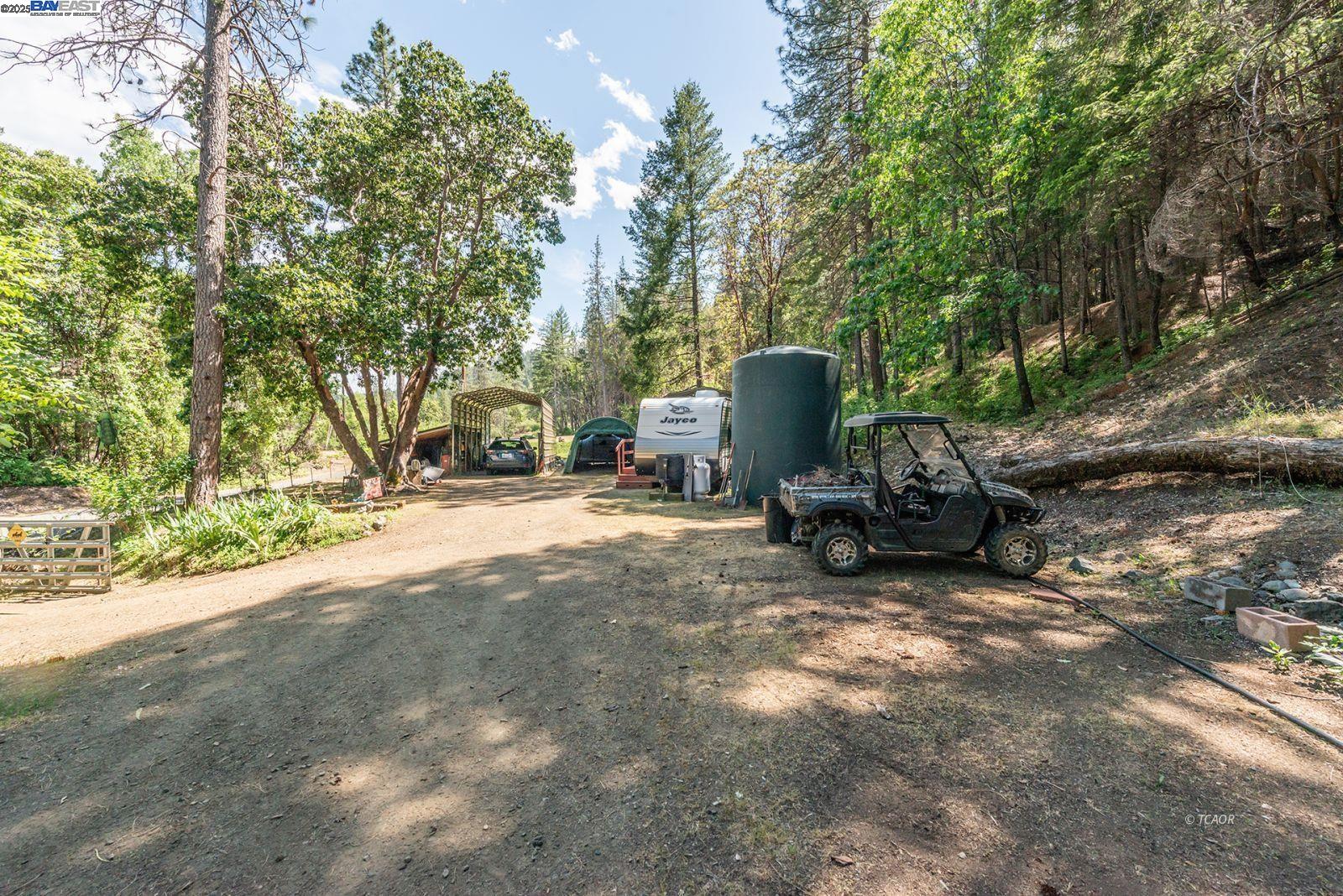 Detail Gallery Image 29 of 47 For 2940 Dutch Creek Rd, Junction City,  CA 96048 - 2 Beds | 1 Baths