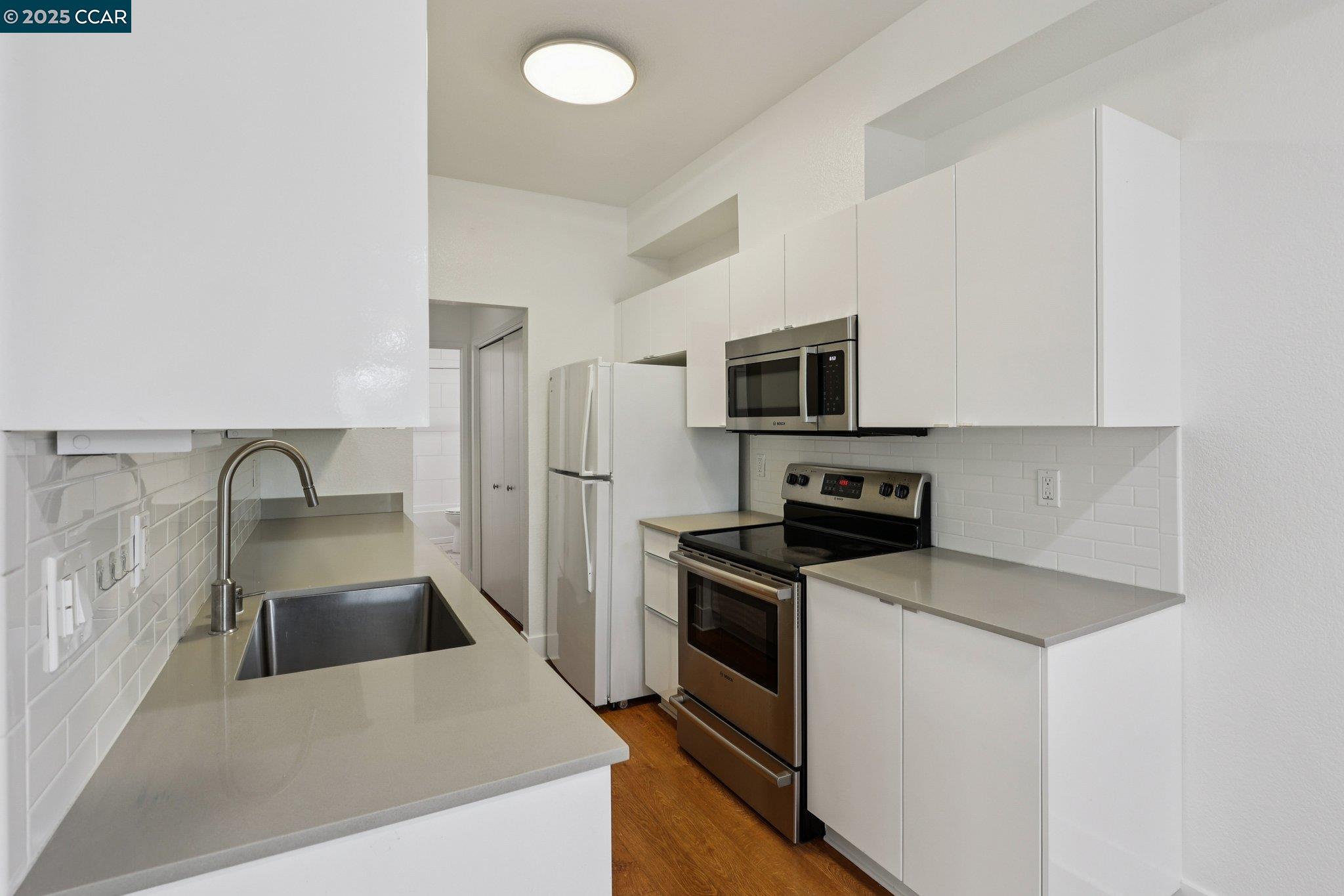 Photo #13: 41118490 Listing: Photo #13