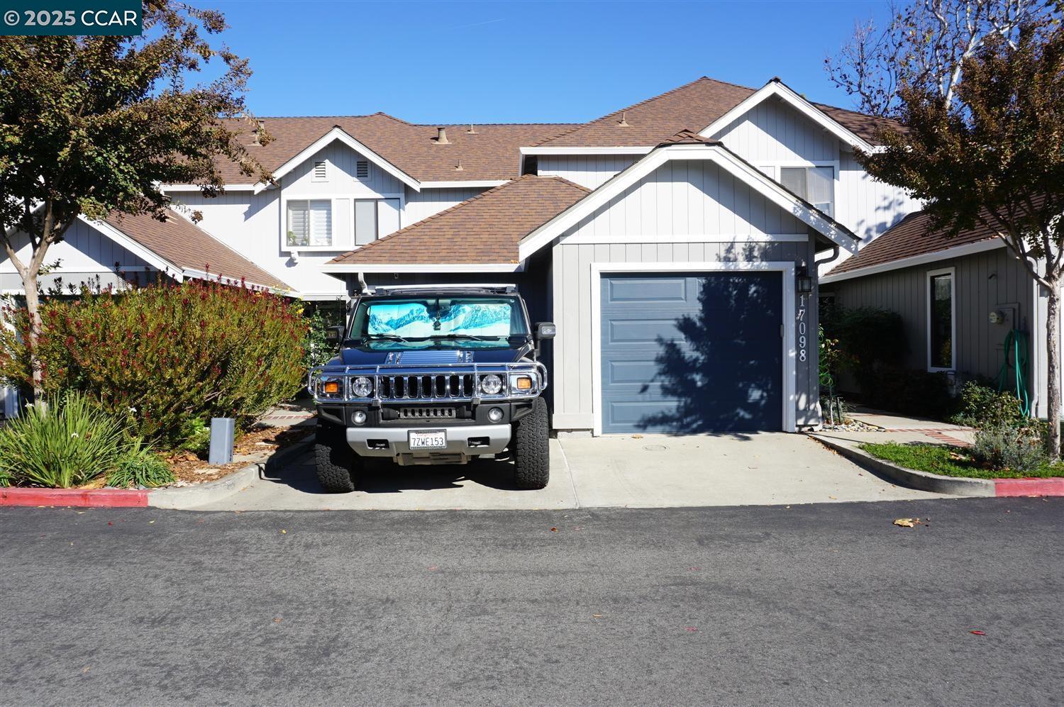 Detail Gallery Image 2 of 54 For 17106 Creekside Cir, Morgan Hill,  CA 95037 - 2 Beds | 1/1 Baths