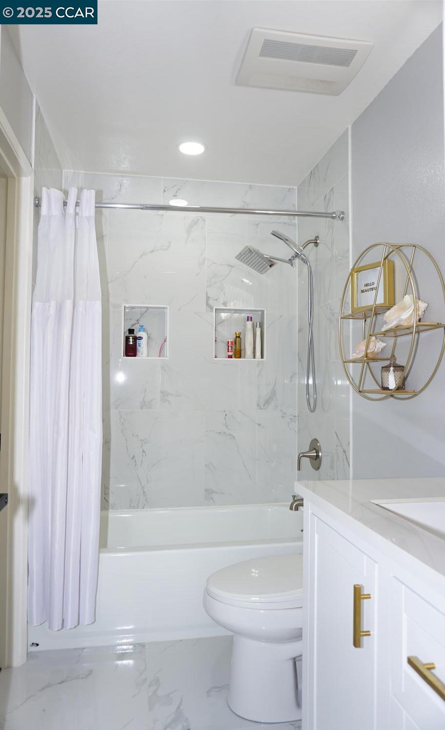 Detail Gallery Image 28 of 54 For 17106 Creekside Cir, Morgan Hill,  CA 95037 - 2 Beds | 1/1 Baths