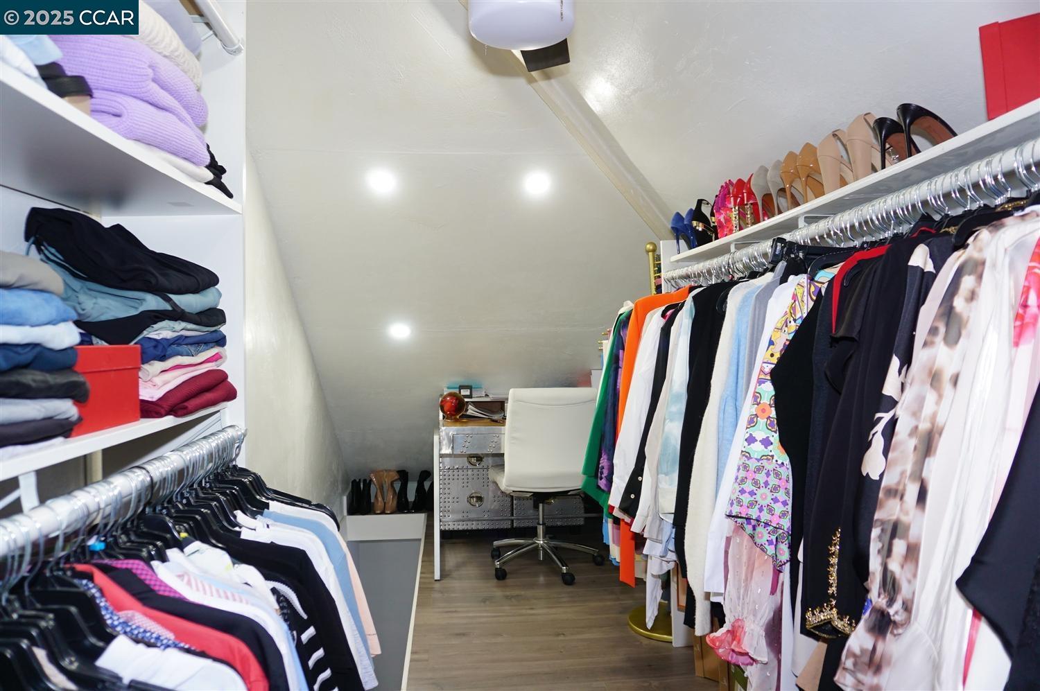 Detail Gallery Image 32 of 54 For 17106 Creekside Cir, Morgan Hill,  CA 95037 - 2 Beds | 1/1 Baths