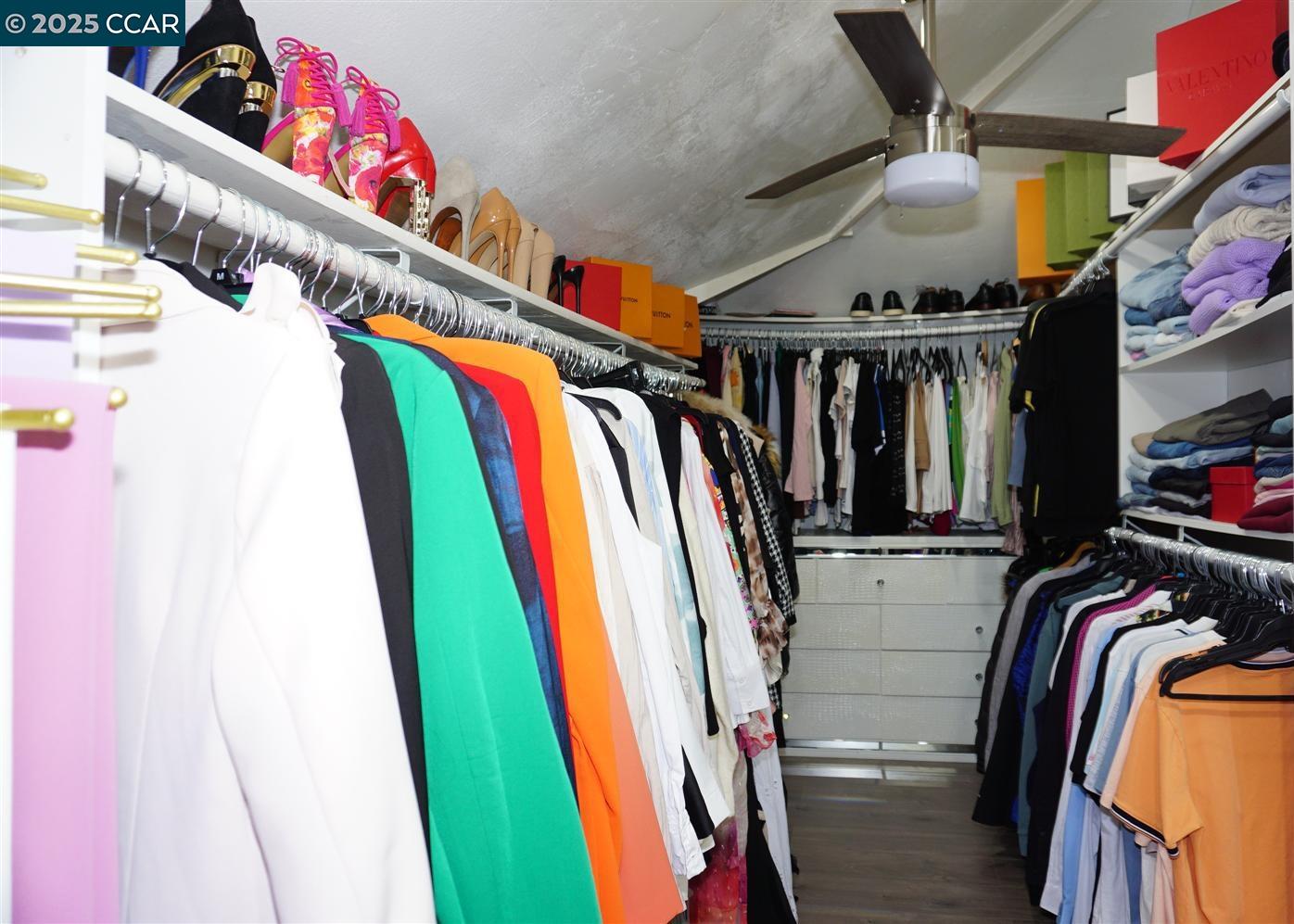 Detail Gallery Image 33 of 54 For 17106 Creekside Cir, Morgan Hill,  CA 95037 - 2 Beds | 1/1 Baths