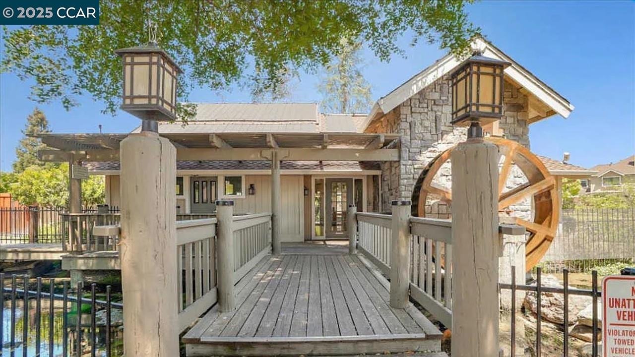 Detail Gallery Image 45 of 54 For 17106 Creekside Cir, Morgan Hill,  CA 95037 - 2 Beds | 1/1 Baths