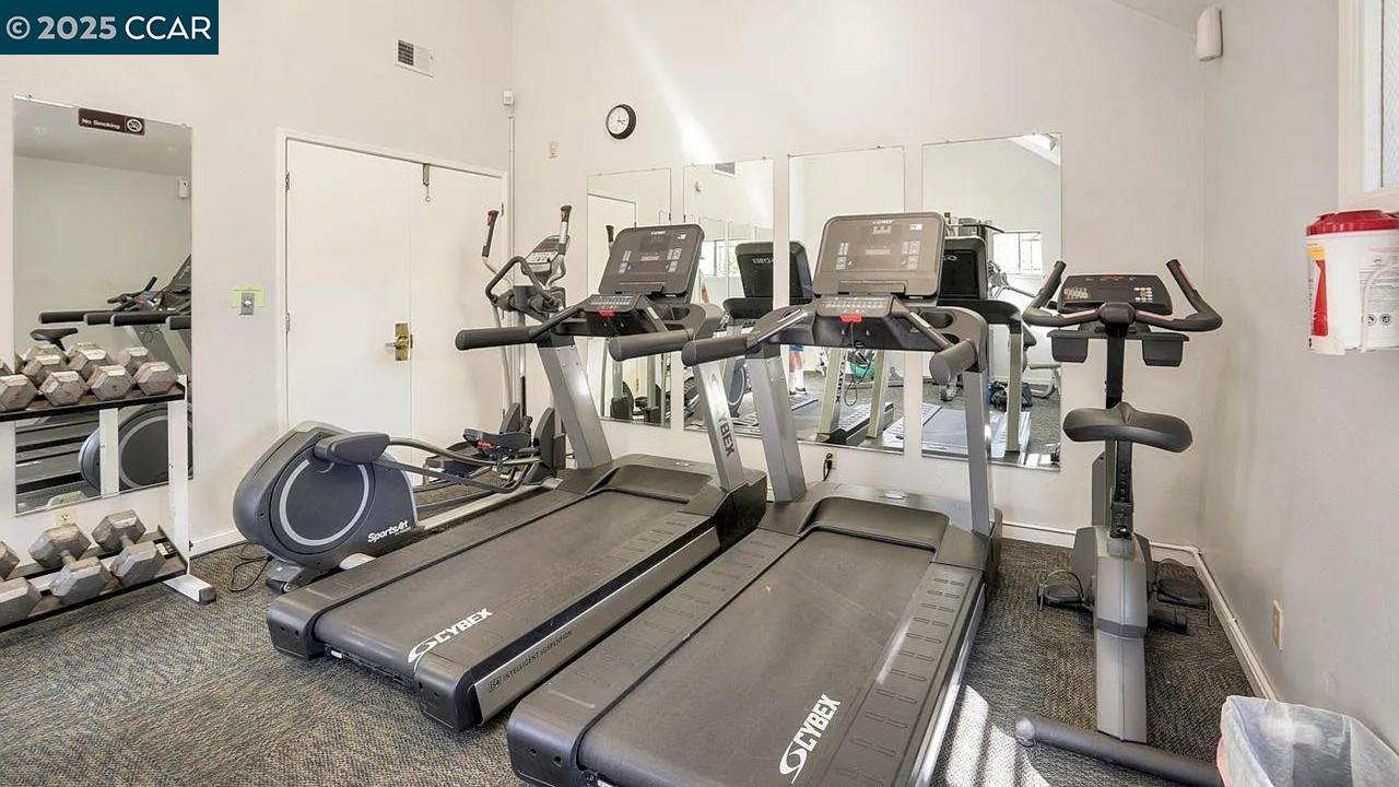 Detail Gallery Image 52 of 54 For 17106 Creekside Cir, Morgan Hill,  CA 95037 - 2 Beds | 1/1 Baths