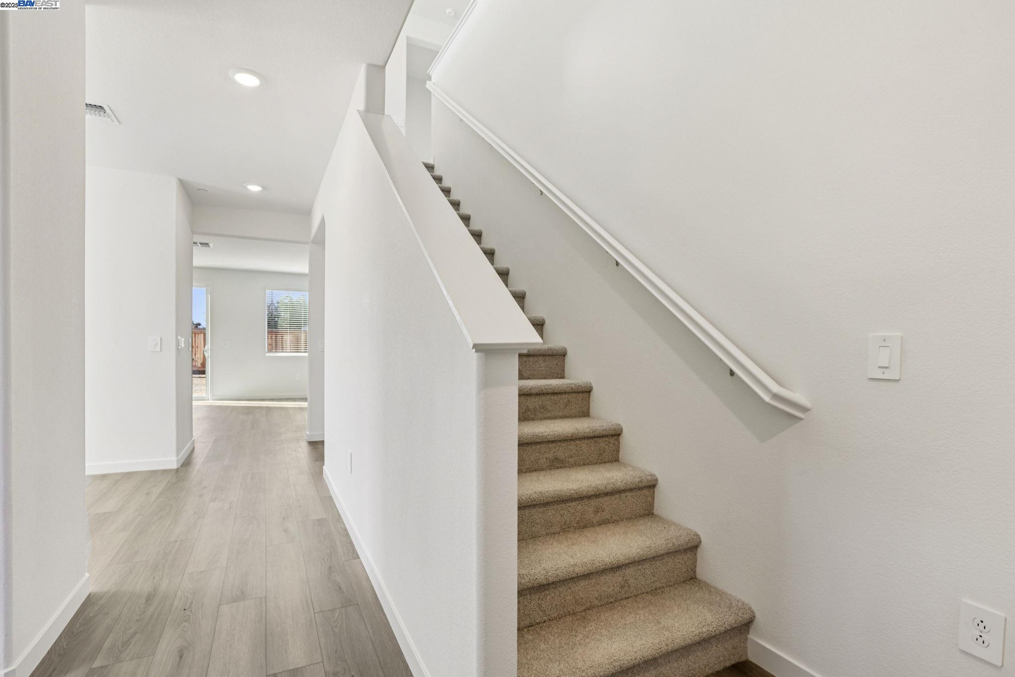 Detail Gallery Image 5 of 45 For 2303 Admiral Court, Brentwood,  CA 94513 - 4 Beds | 3 Baths