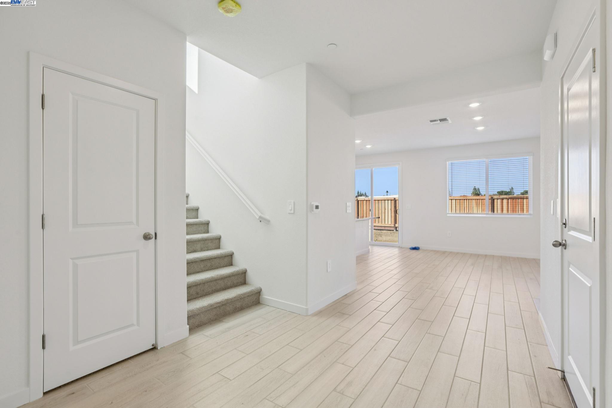 Detail Gallery Image 6 of 48 For 2319 Admiral Court, Brentwood,  CA 94513 - 4 Beds | 3 Baths