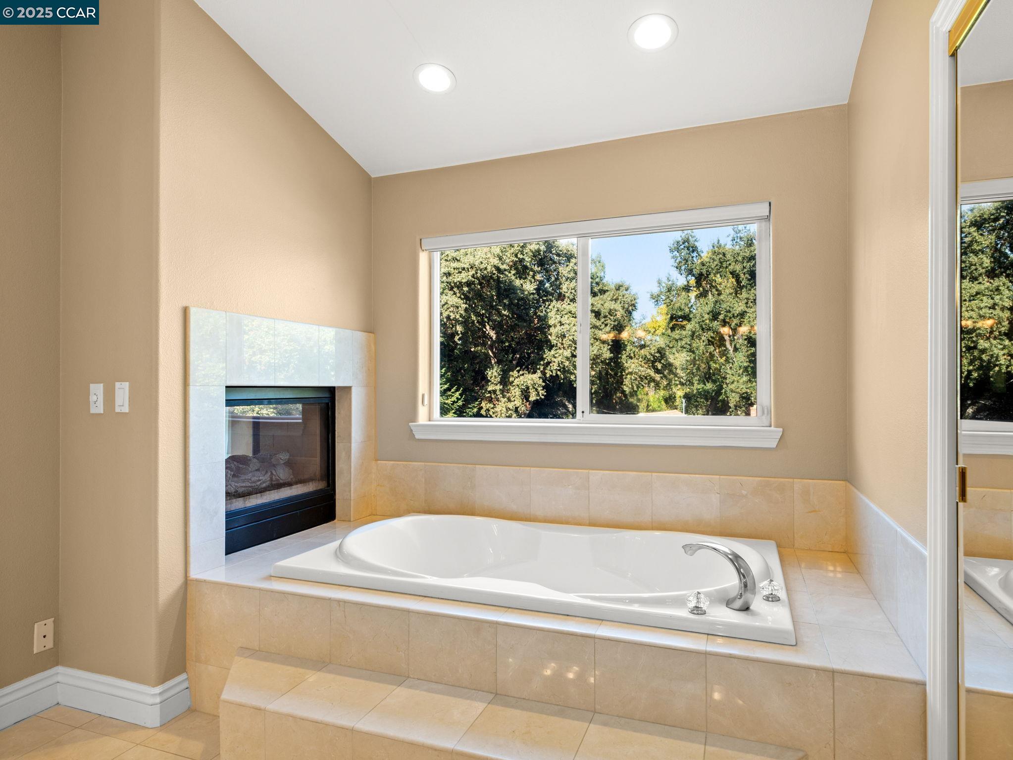 Detail Gallery Image 20 of 44 For 1420 Jackson Way, Alamo,  CA 94507 - 3 Beds | 2/1 Baths