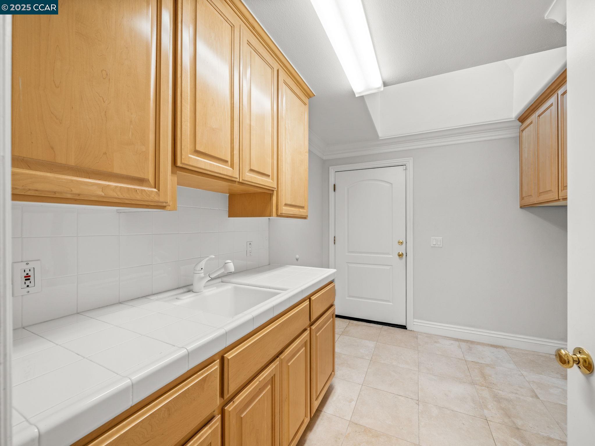 Detail Gallery Image 8 of 44 For 1420 Jackson Way, Alamo,  CA 94507 - 3 Beds | 2/1 Baths