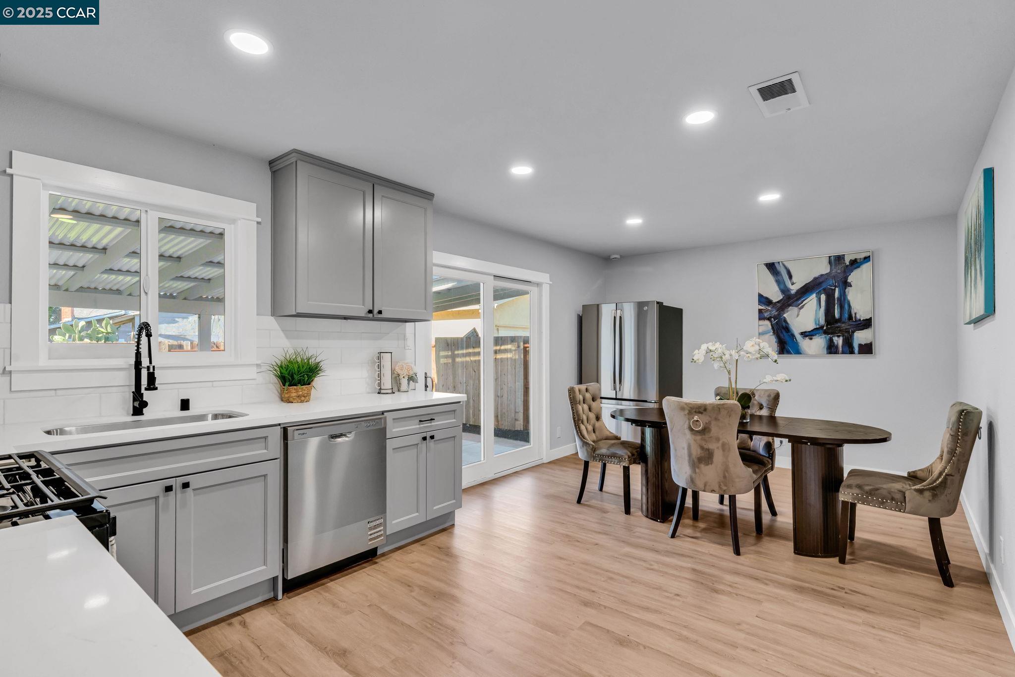 Detail Gallery Image 11 of 55 For 128 Hastings Ave, Vallejo,  CA 94589 - 3 Beds | 2 Baths