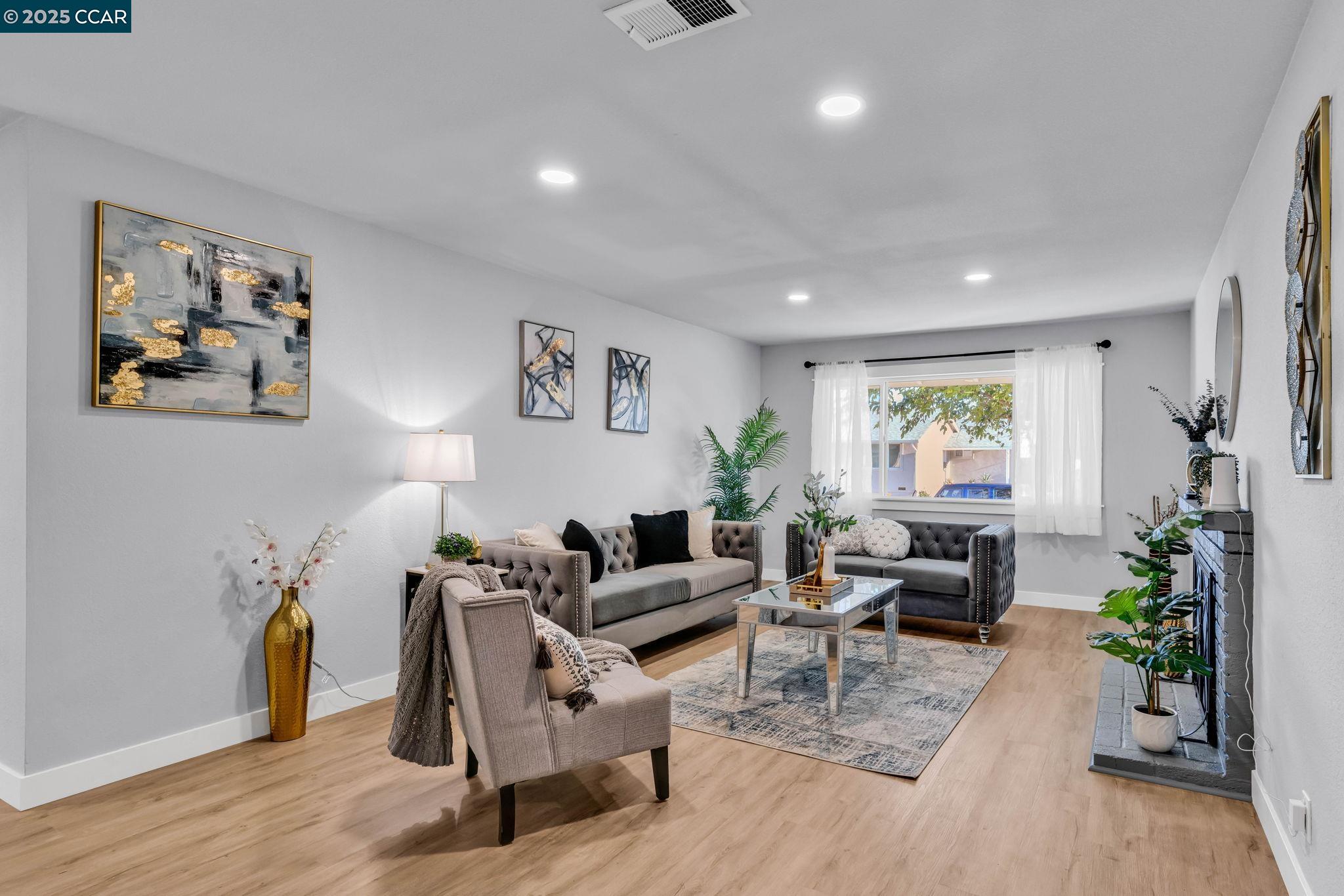 Detail Gallery Image 5 of 55 For 128 Hastings Ave, Vallejo,  CA 94589 - 3 Beds | 2 Baths