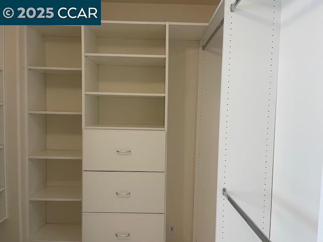 Detail Gallery Image 23 of 42 For 4050 Cassata Pl, Dublin,  CA 94568-7782 - 4 Beds | 3/1 Baths