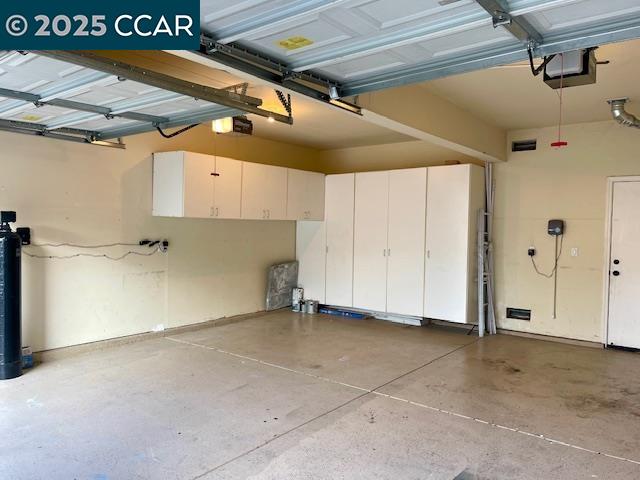 Detail Gallery Image 37 of 42 For 4050 Cassata Pl, Dublin,  CA 94568-7782 - 4 Beds | 3/1 Baths