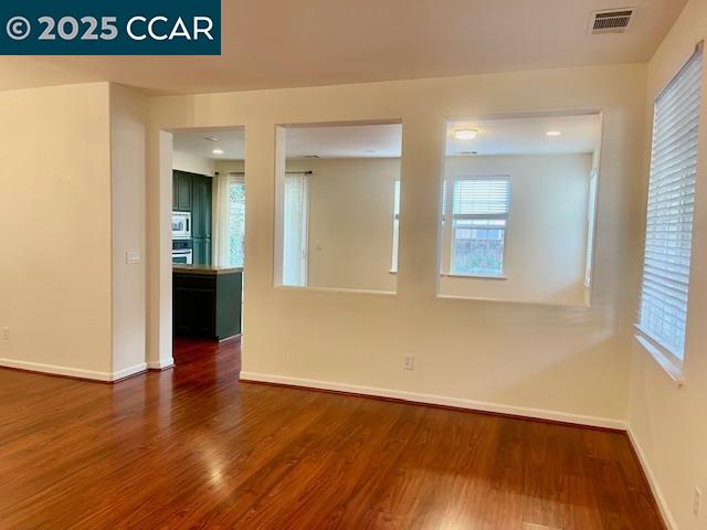 Detail Gallery Image 7 of 42 For 4050 Cassata Pl, Dublin,  CA 94568-7782 - 4 Beds | 3/1 Baths