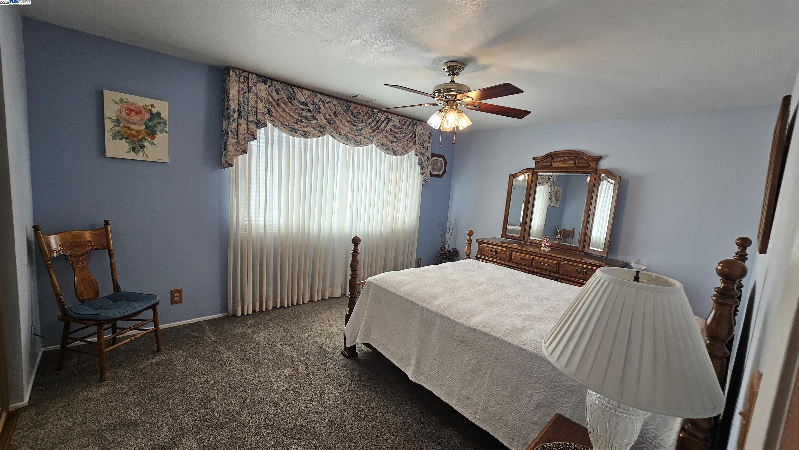 Detail Gallery Image 10 of 19 For 33 Paseo Grande #D,  San Lorenzo,  CA 94580 - 2 Beds | 1/1 Baths