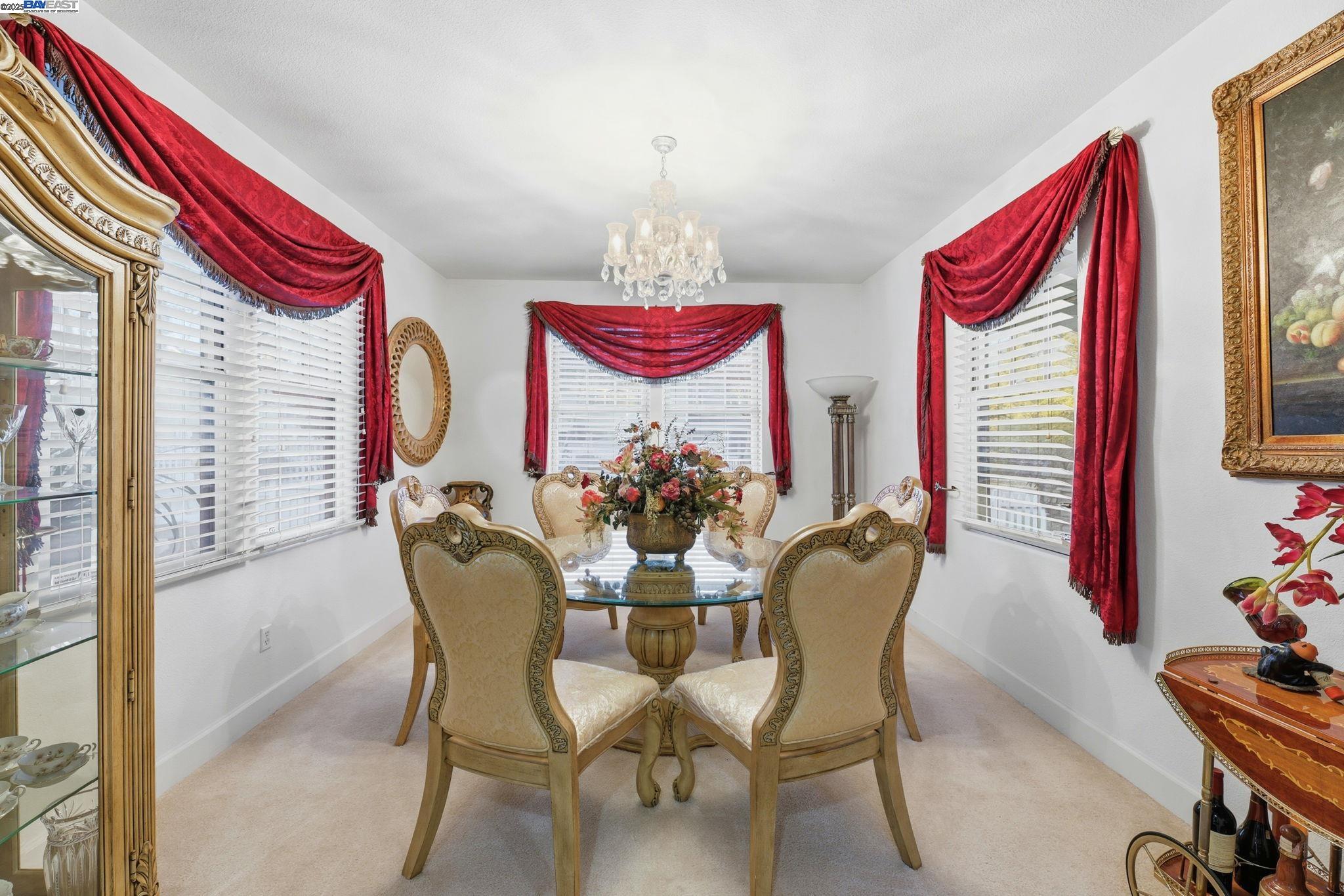 Detail Gallery Image 19 of 56 For 1142 Taraya Ter, Hercules,  CA 94547 - 5 Beds | 3/1 Baths