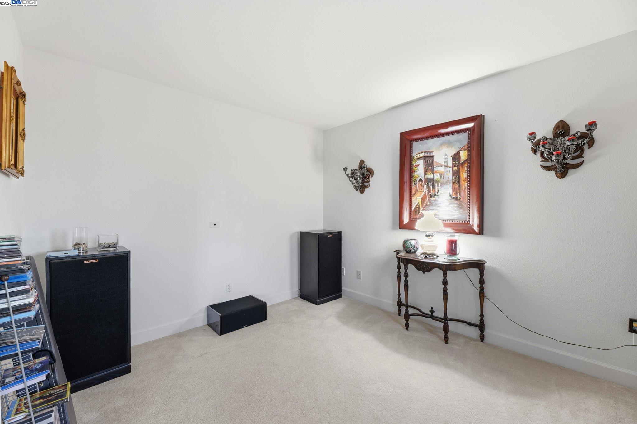 Detail Gallery Image 25 of 56 For 1142 Taraya Ter, Hercules,  CA 94547 - 5 Beds | 3/1 Baths