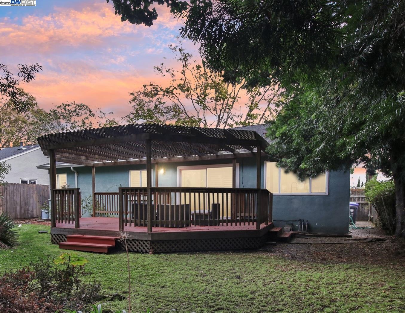 Detail Gallery Image 15 of 16 For 16045 via Cordoba, San Lorenzo,  CA 94580 - 3 Beds | 1 Baths