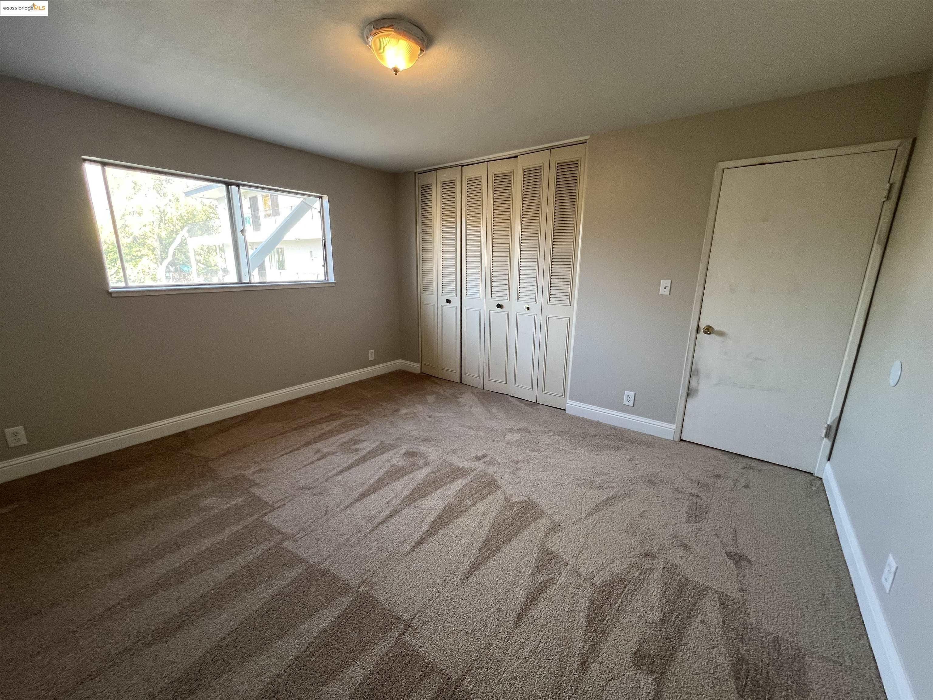 Detail Gallery Image 8 of 12 For 3419 69th Ave, Oakland,  CA 94605 - – Beds | – Baths