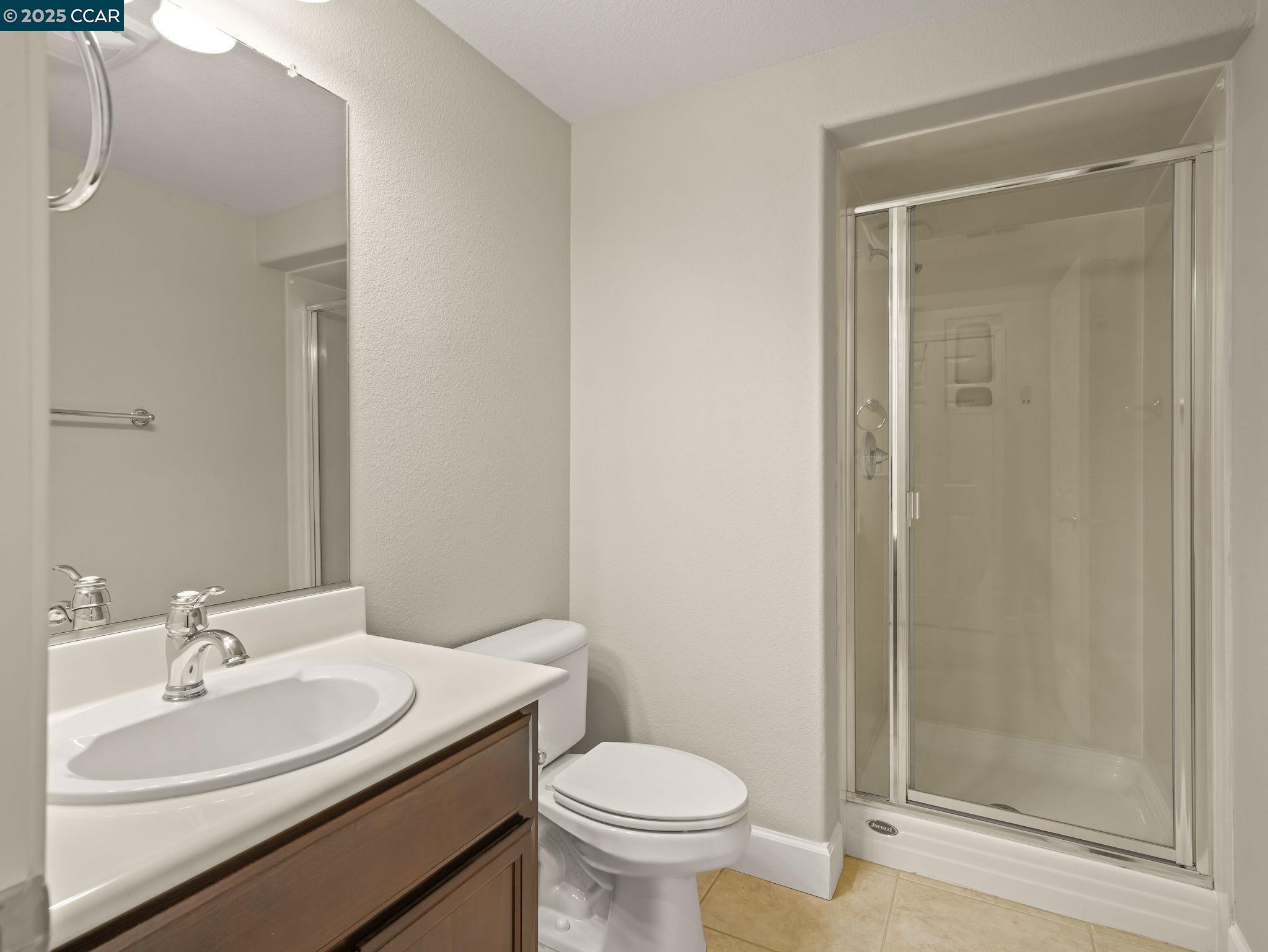 Detail Gallery Image 14 of 38 For 929 Painted Shore Court, Oakley,  CA 94561-5710 - 4 Beds | 3 Baths