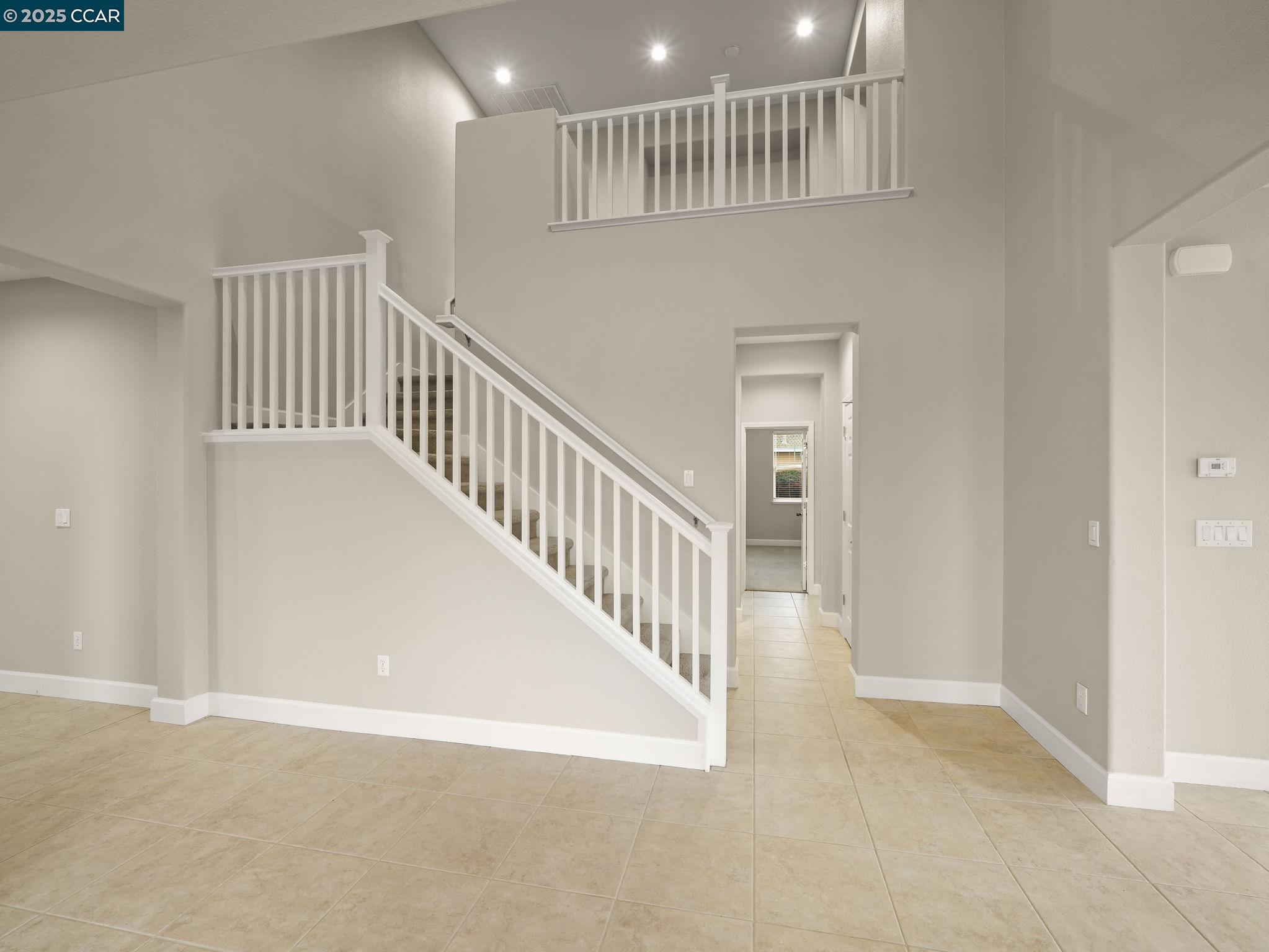 Detail Gallery Image 18 of 38 For 929 Painted Shore Court, Oakley,  CA 94561-5710 - 4 Beds | 3 Baths