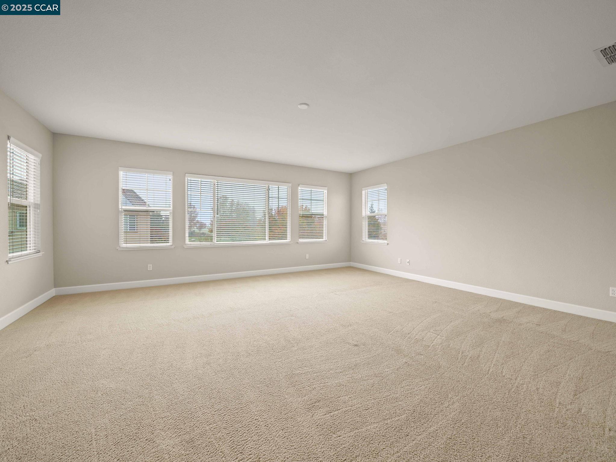 Detail Gallery Image 22 of 38 For 929 Painted Shore Court, Oakley,  CA 94561-5710 - 4 Beds | 3 Baths