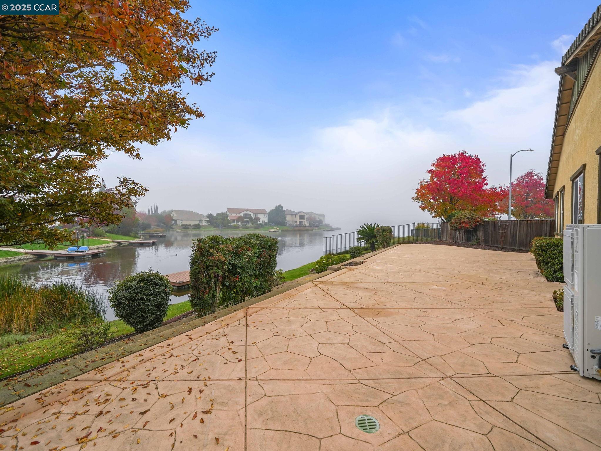 Detail Gallery Image 30 of 38 For 929 Painted Shore Court, Oakley,  CA 94561-5710 - 4 Beds | 3 Baths