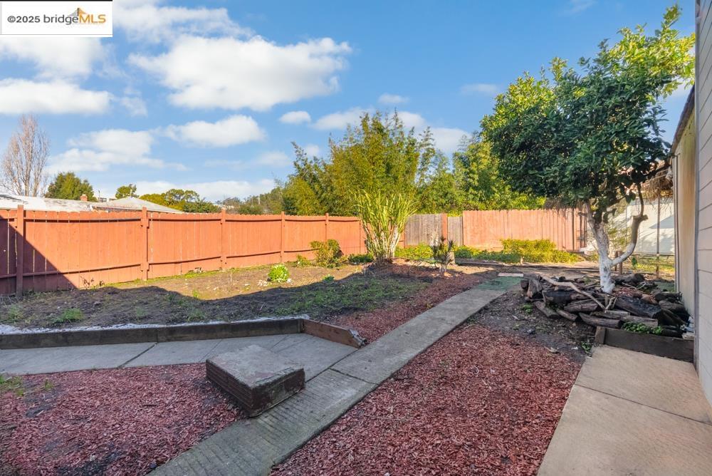 Detail Gallery Image 9 of 25 For 8016 Macarthur Blvd, Oakland,  CA 94605 - – Beds | – Baths