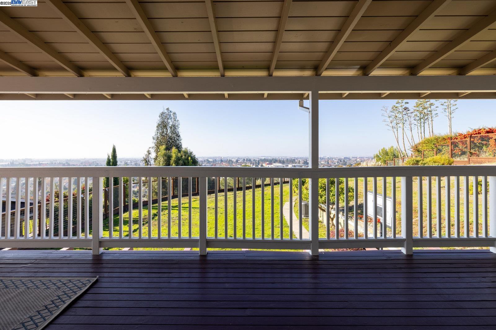 Detail Gallery Image 20 of 28 For 2567 Humboldt, San Leandro,  CA 94577 - 4 Beds | 3 Baths